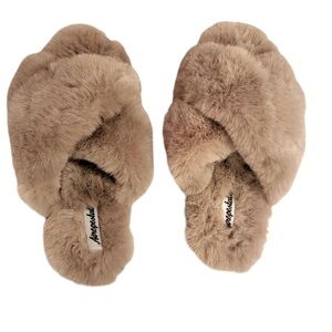 Aeropostale fuzzy slippers.